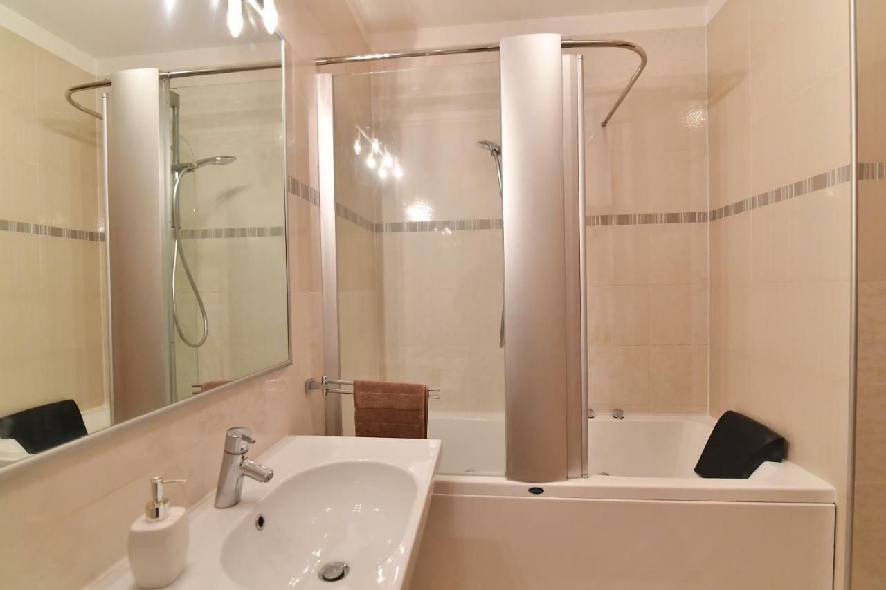 PUY City Penthouse Vita מראה חיצוני תמונה